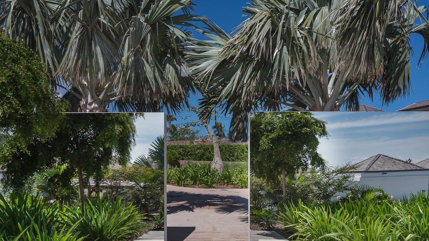 Ideally Located Prestigious Villa Toiny Exterior photo