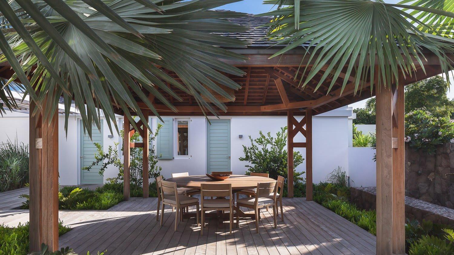 Ideally Located Prestigious Villa Toiny Exterior photo