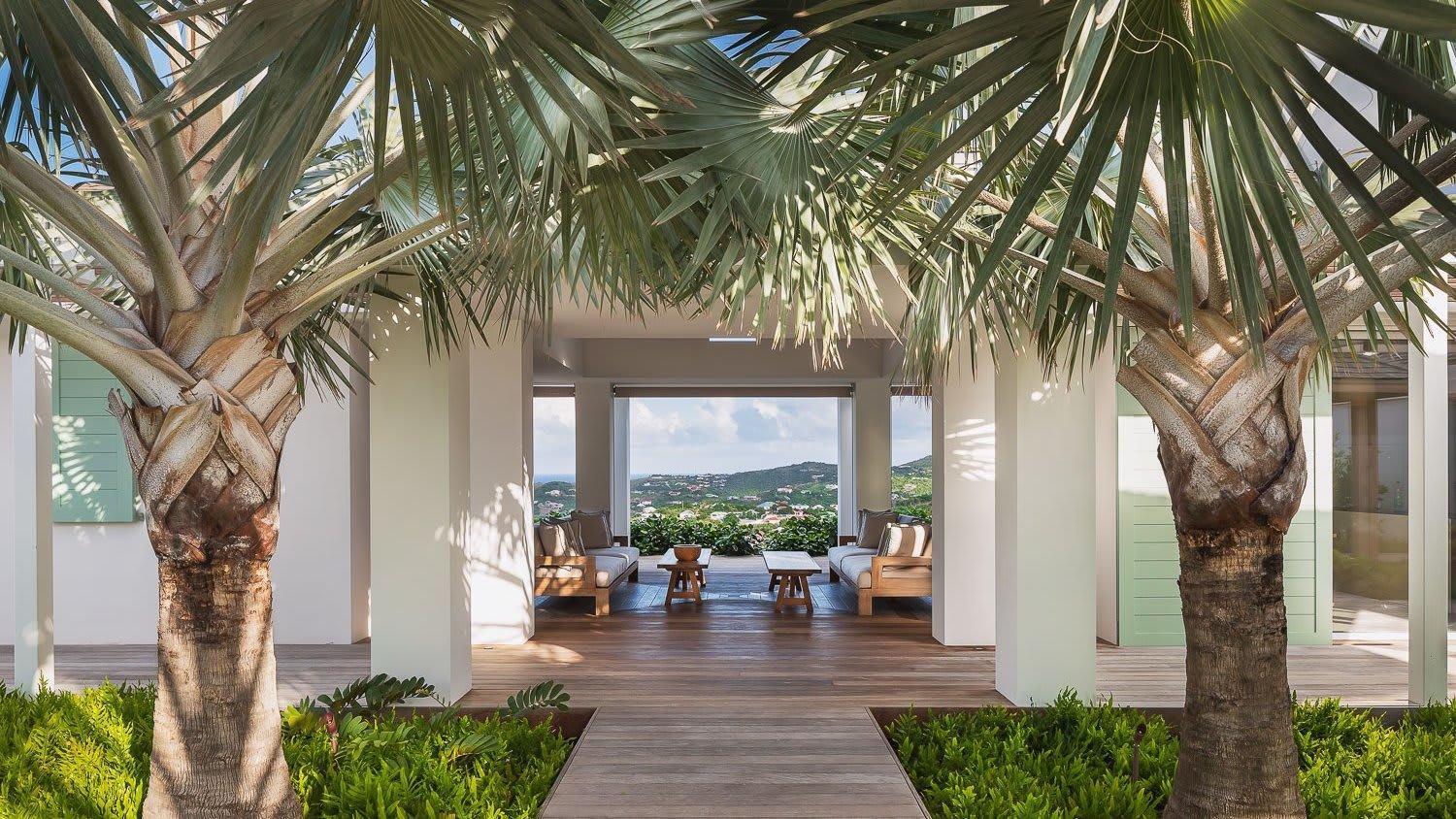Ideally Located Prestigious Villa Toiny Exterior photo