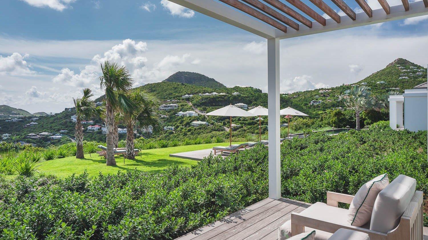 Ideally Located Prestigious Villa Toiny Exterior photo